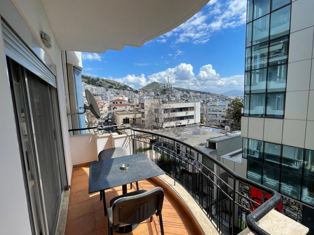 Saranda Central Apartment Luaran gambar