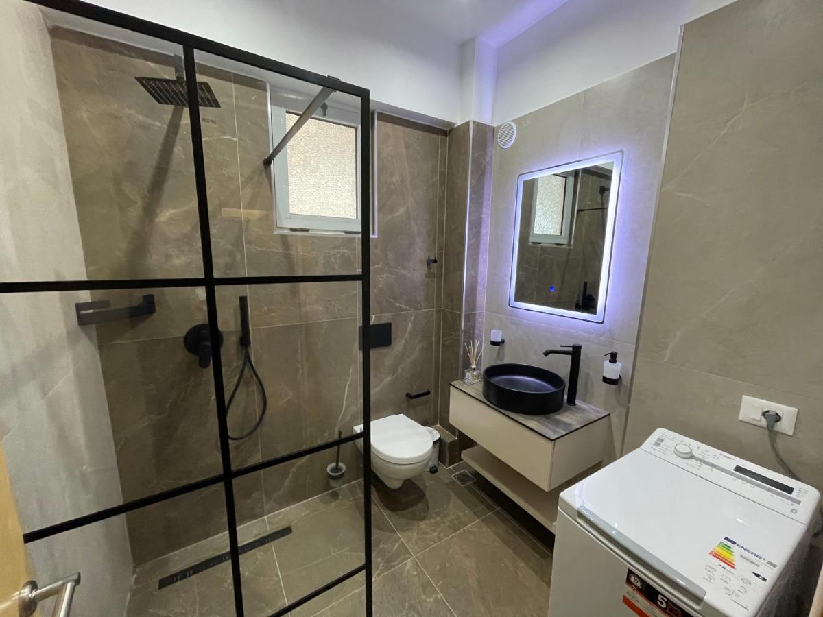Saranda Central Apartment Luaran gambar